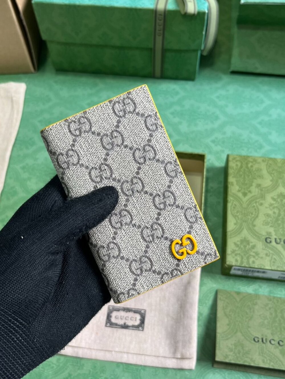 Gucci Long Card Case with GG Detail in Beige/Ebony GG Supreme